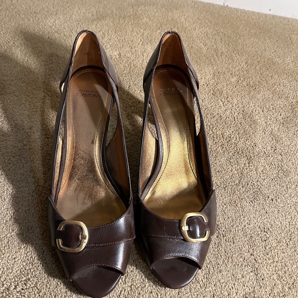 circa joan and David shoes Brown buckle heels